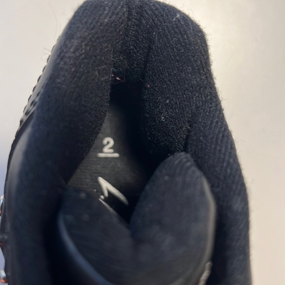 Vintage Michael Jackson Shoes by LA Gear (personal collection) - Picture 7 of 8